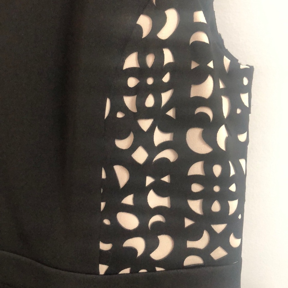 Dress - Picture 2 of 5